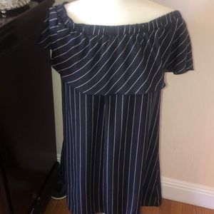 Comfortable navy blue dress